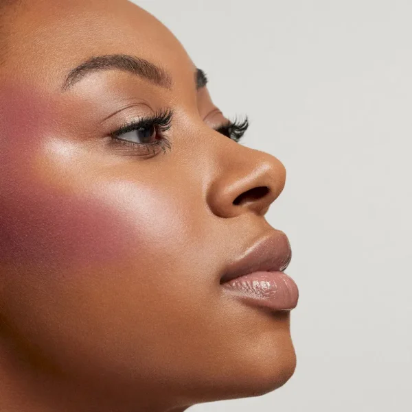 Divine Cream Blush: Legendary Glow Color Balm - Image 25